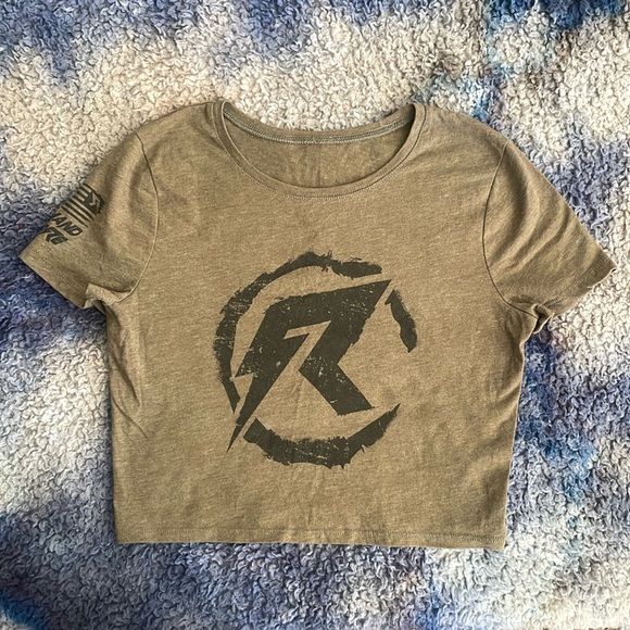 Rebellion Tops - 💪 👚 Raze Rebellion green crop top fitness workout gym